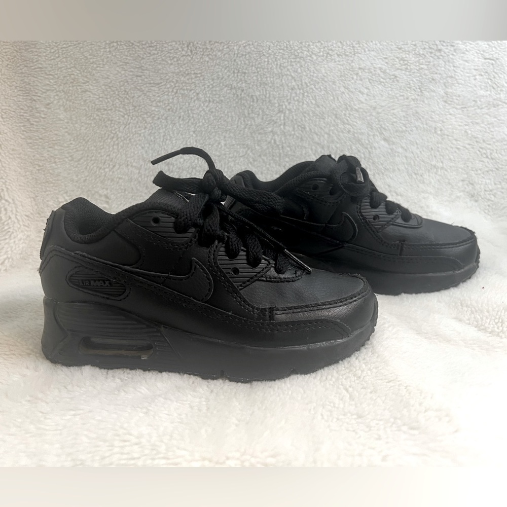 Little kids Nike air max